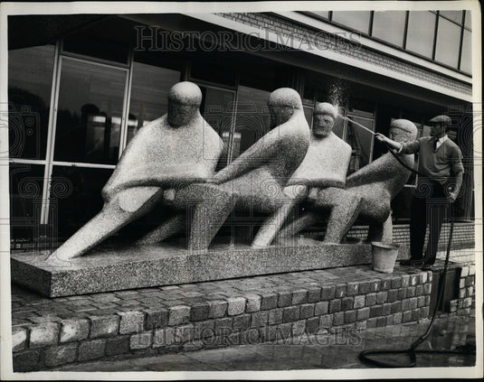 1958, "Teamwork"granite sculpture by Mr. David Wynne - KSB60451 - Historic Images