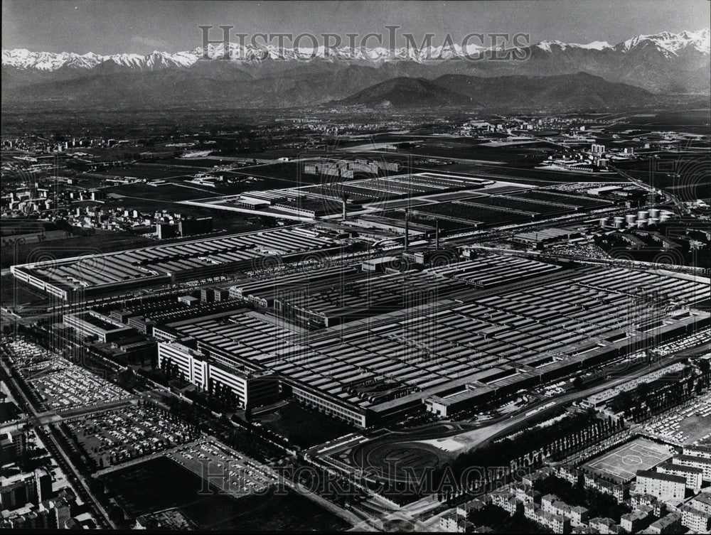 Press Photo Fiat Micrafiori Car Complex, Turin - Historic Images