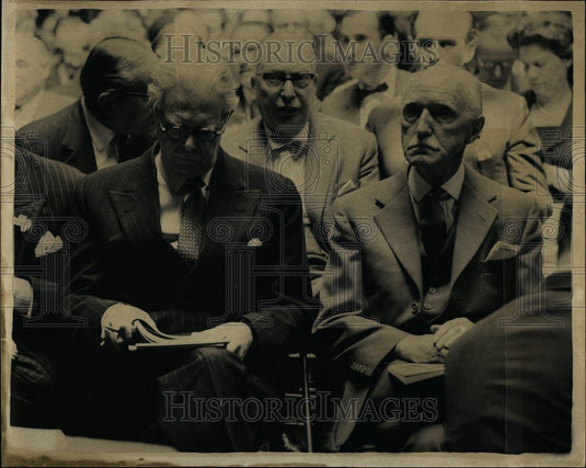 1962 Press Photo Hugh Colin Agnew Art Dealers Purchase Rembrandt Sotheby Auction - Historic Images