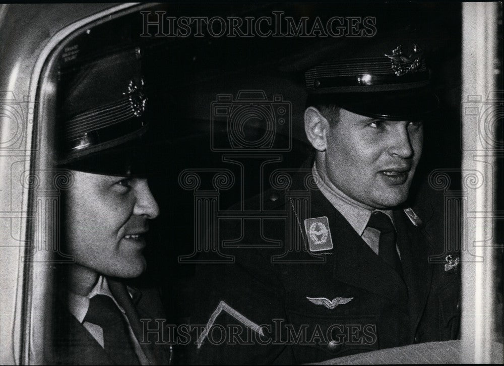 1959 2 German Pilots Arrive in Bonu - Historic Images