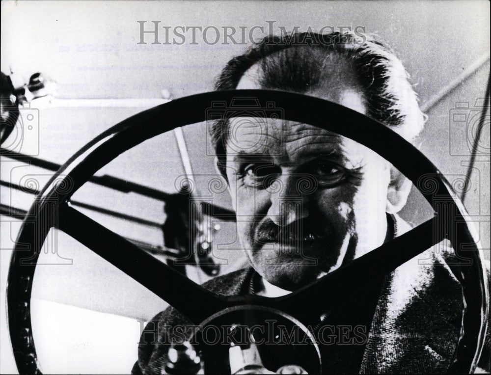 1975 Press Photo Ferdinand Porsche Behind the Wheel of Austro- Dainler in 1910-Historic Images