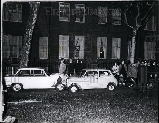 1965 Scene where police were wounded - Historic Images