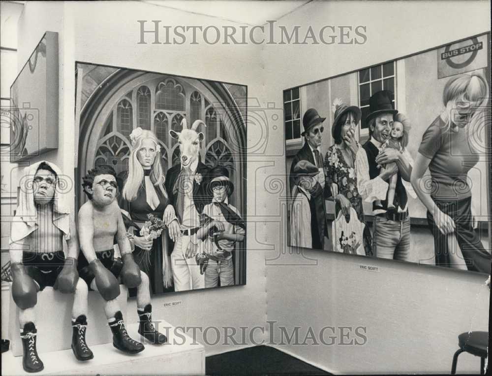 1979 Press Photo Graham Ibbeson&#39;s Boxers and Eric Scott&#39;s Paintings in London-Historic Images