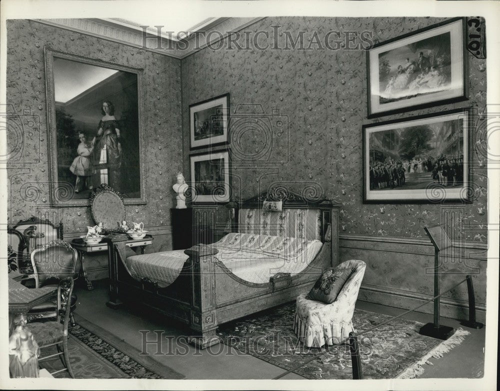 1956 Kensington Palace State Apartment Bedroom Reopened To Public - Historic Images