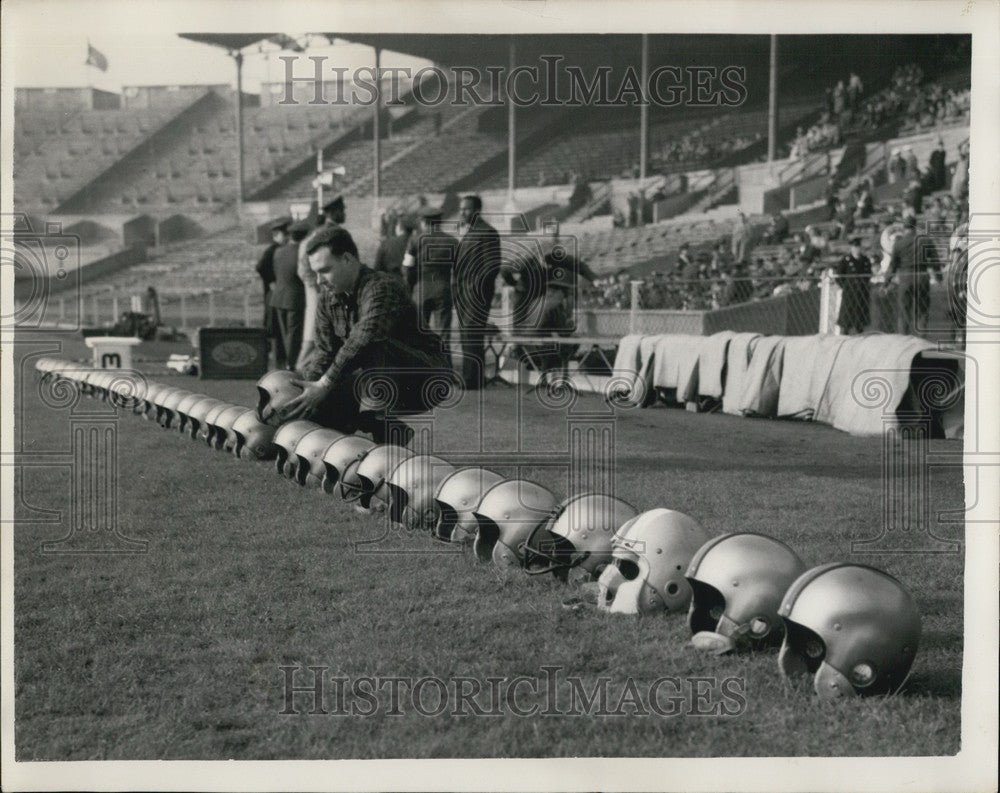 1953 Line Helmets London Rockets Wembly Jack Hanrahan Manager - Historic Images