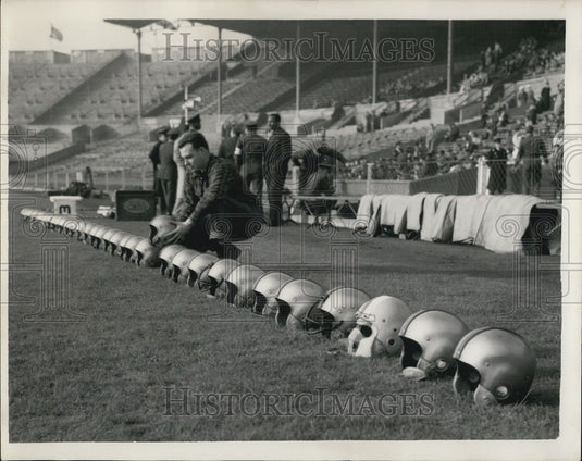 1953 Line Helmets London Rockets Wembly Jack Hanrahan Manager - Historic Images