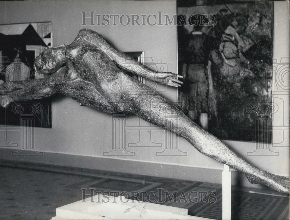 Press Photo Georges Oudot Sculpture The Bound Witnesses Of Their Time Paris - Historic Images