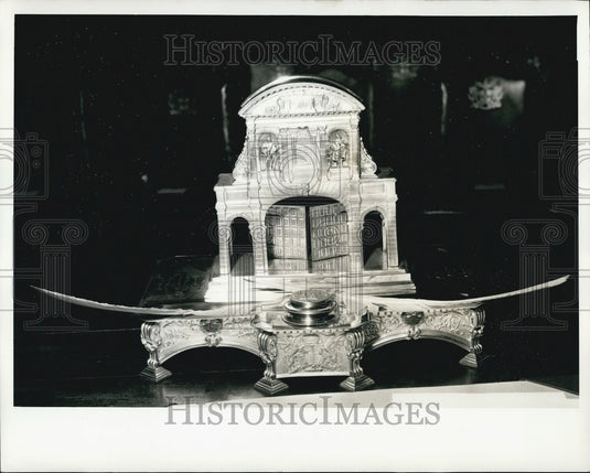  Guildhall Gift To Malaysian Prime Minister Tunku Abdul Rahman - Historic Images