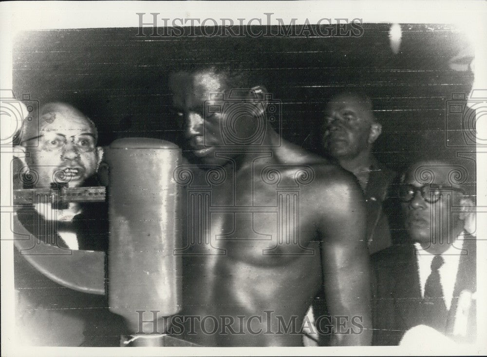 1956 Press Photo Parry Smith Olympic Boxer Overweight - KSB64197-Historic Images