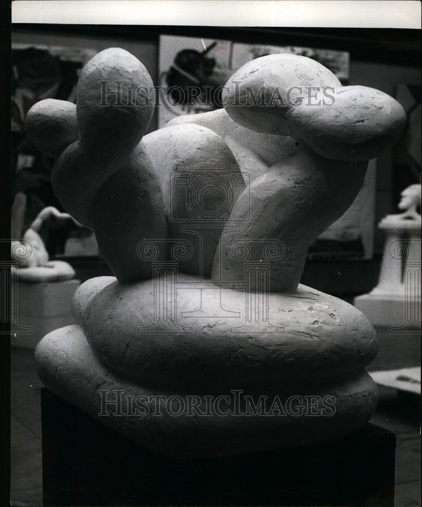 1963 Press Photo &quot;Suddenly Flowers Are Everywhere,&quot; A Sculpture By David Horn-Historic Images