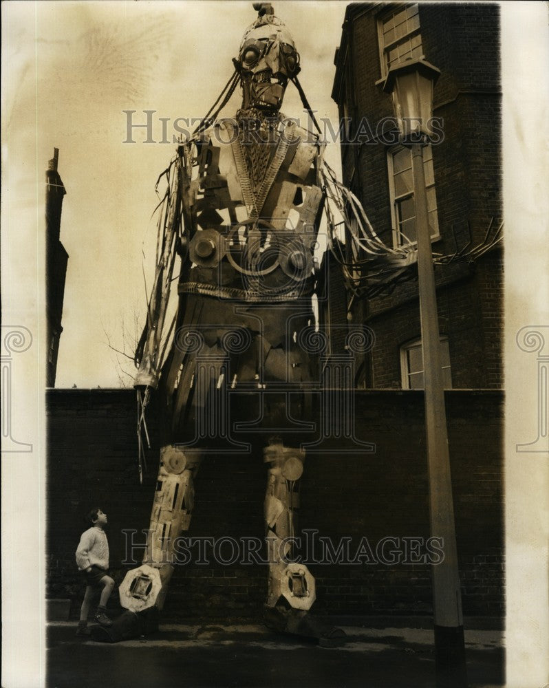 1969 Press Photo Gulliver Sculpture By Cartoonist Gerald Scarfe For Expo-Historic Images