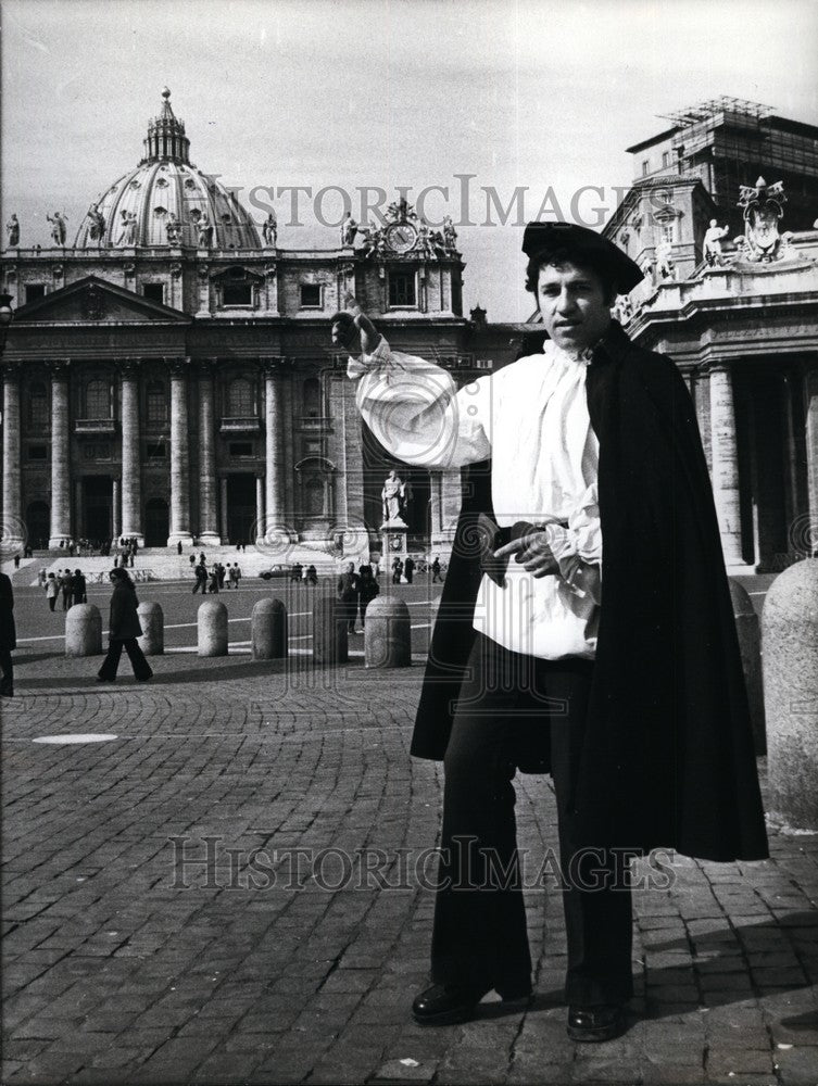 1974 Carlangelo/Artist/Basilion/St. Peter Square - Historic Images