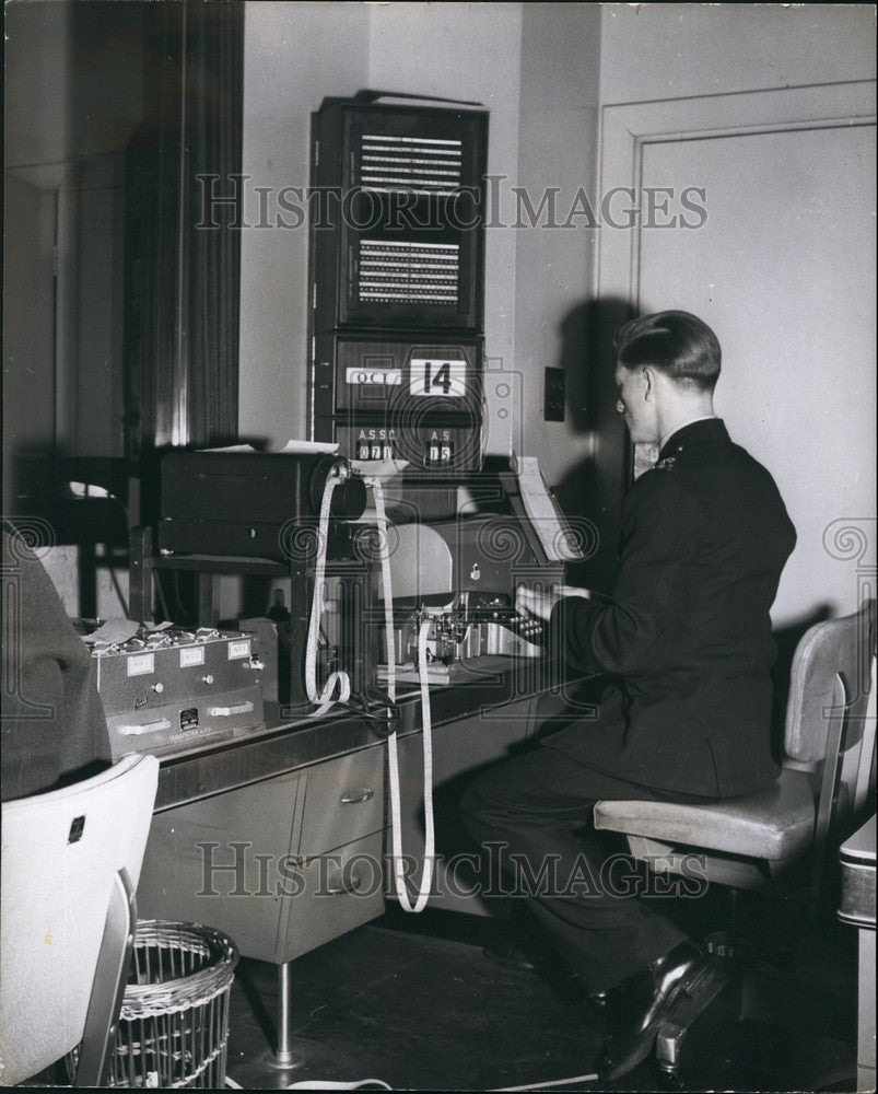 Press Photo Teleprinters transmitting messages and information - Historic Images