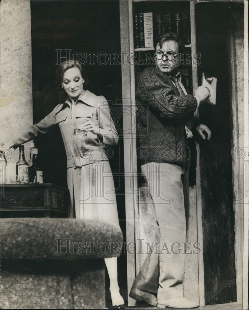 Press Photo After Lydia Film Actors Joan Greenwood Donald Sinden Scene - Historic Images