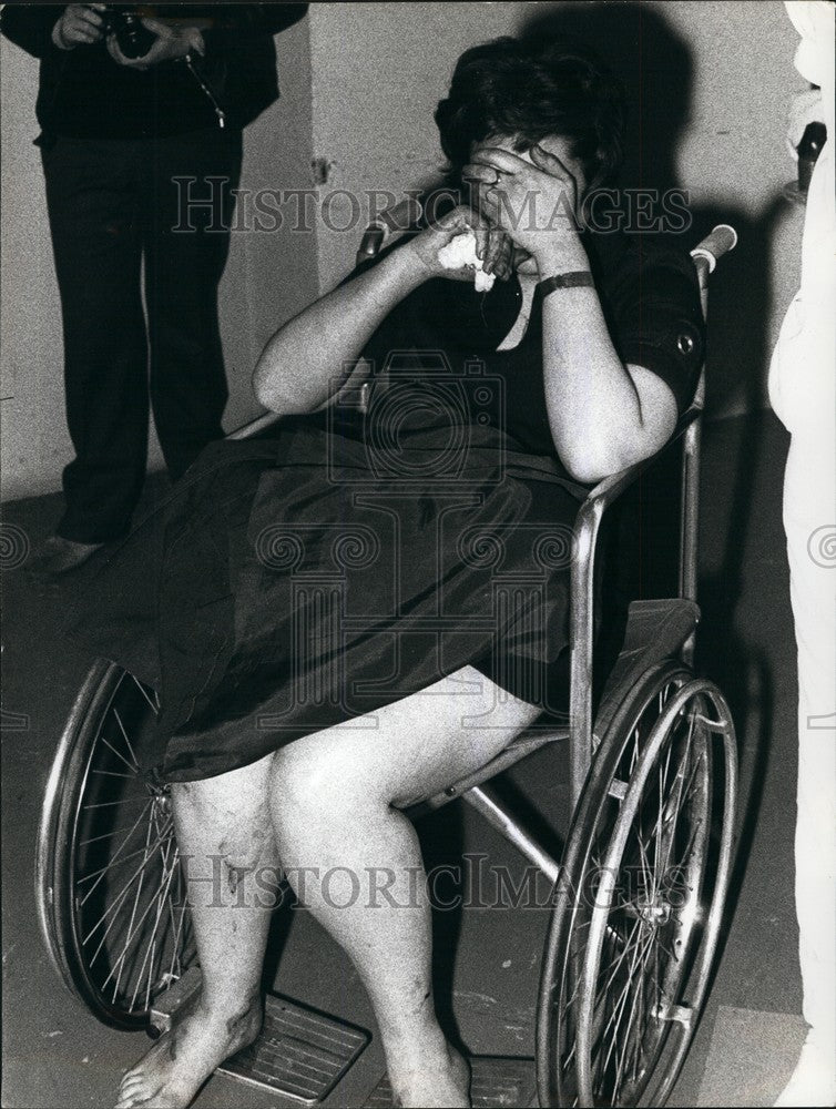 1973, wounded lady from bomb blast at Calabresi ceremony, Milan - Historic Images