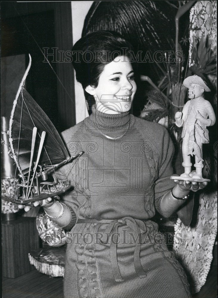 1968 Press Photo Brazilian Handcrafts at German Exhibition in Munich.-Historic Images