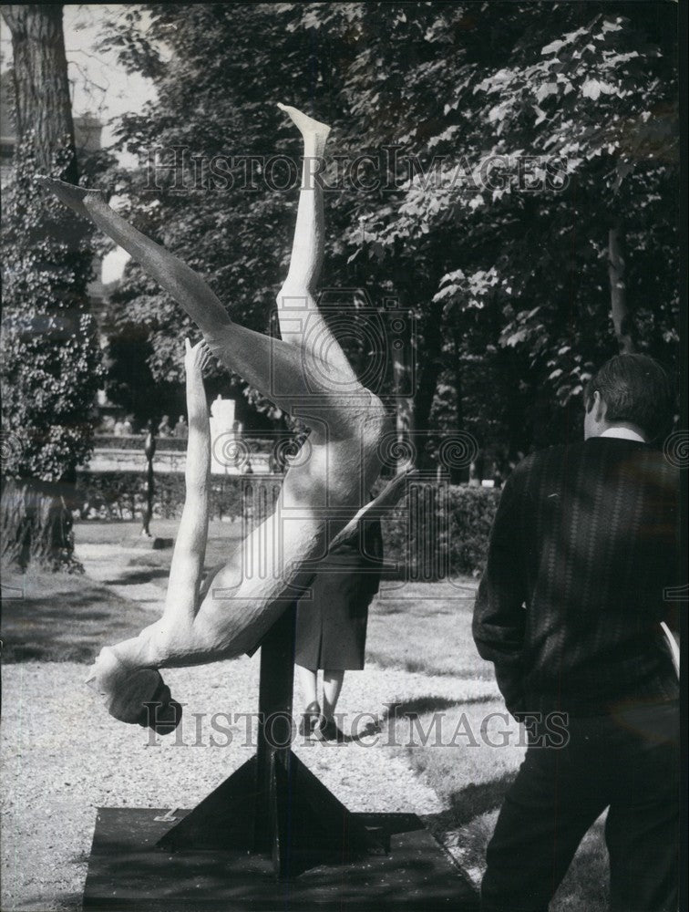 1966 Press Photo fall of Rerlier'' one of the statues on show. - KSB66005-Historic Images
