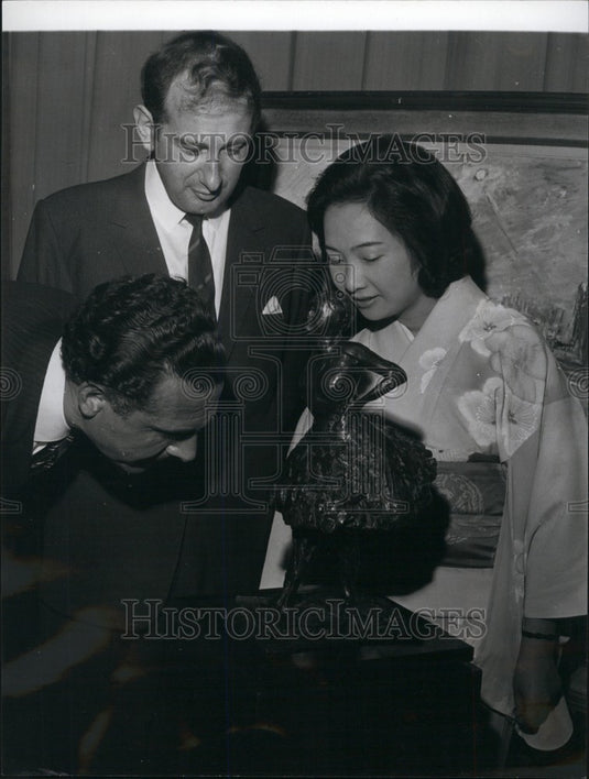 1969 George Whyte Chairman Arts Michael Montague Kimiyo Matsukata - Historic Images