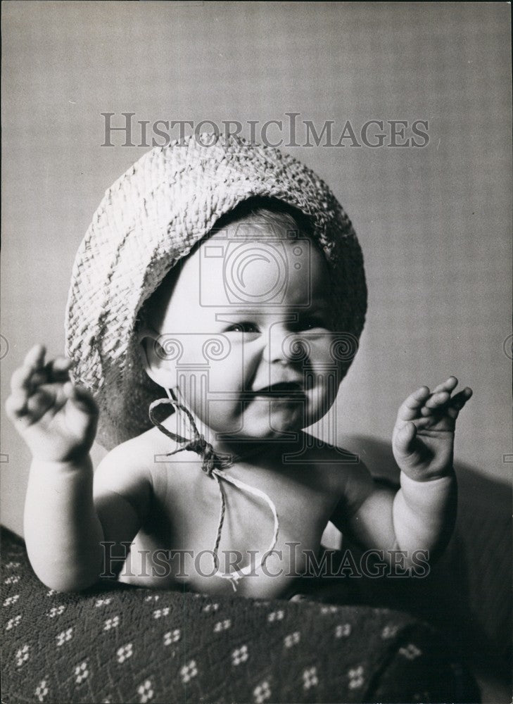 Press Photo Baby in a cute hat - Historic Images