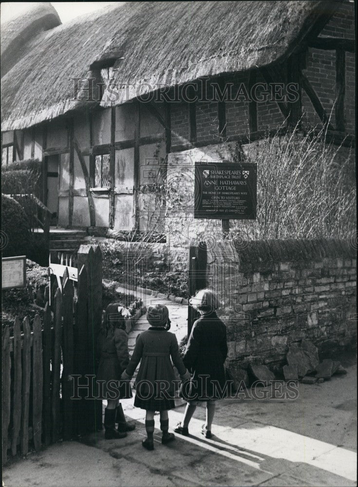 Press Photo Shakespeare's Wife Anne Hathaway Cottage Preserved Tudor - KSB66707-Historic Images
