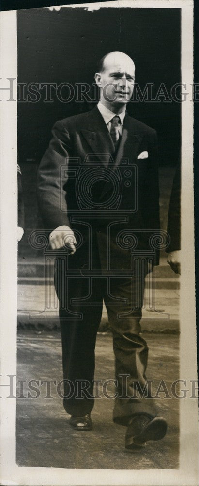 1952 Detective Sergeant Fairfax Leaving Old Bailey After Verdict - Historic Images