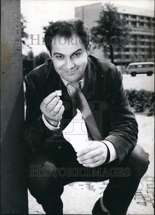 1960 Press Photo Actor Hans Putz in "In The Name of a Mother" - KSB67455-Historic Images