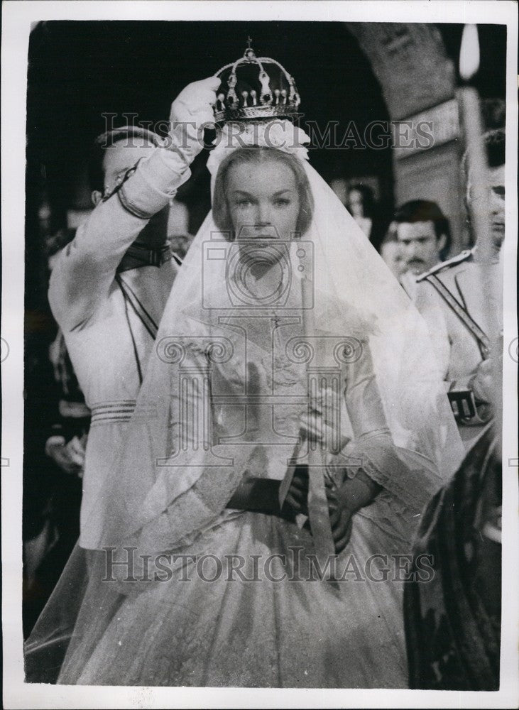 1958 Press Photo &quot;The Volga Fighters&quot; with Ella Martinelli - KSB67693-Historic Images