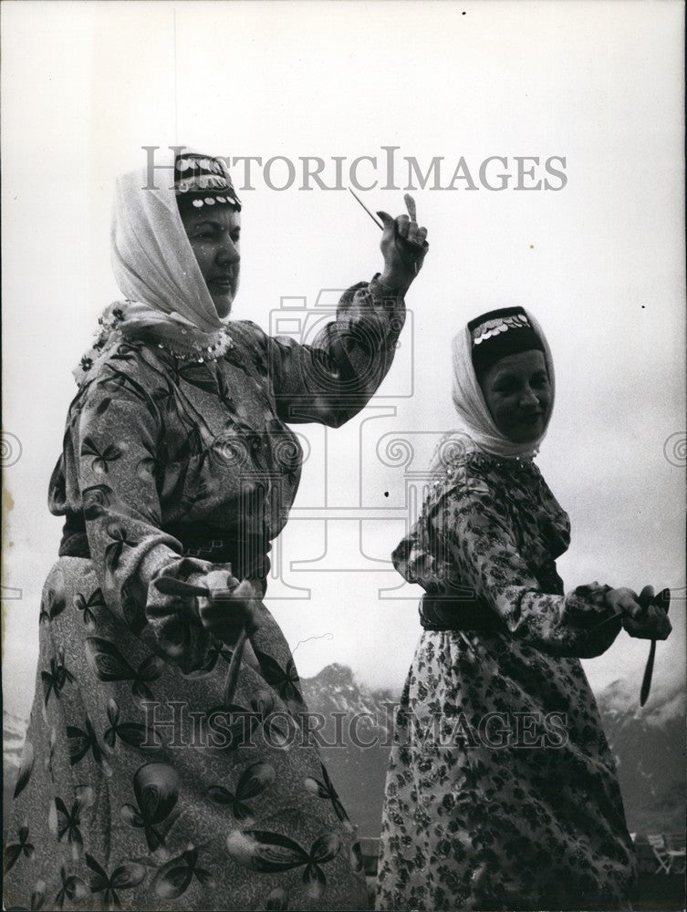 1957 Press Photo American Girl scouts that live in Turkey now - KSB67769 - Historic Images