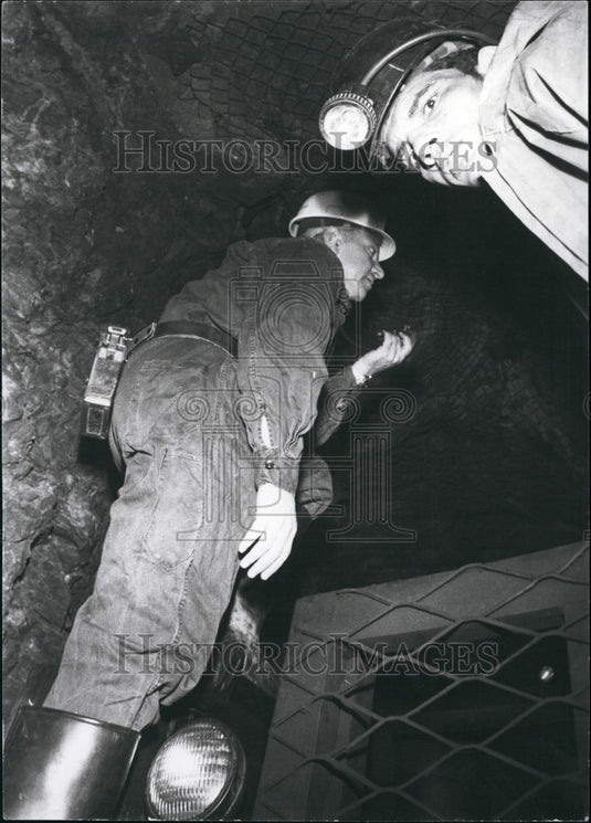 Press Photo Bar Lev - Historic Images