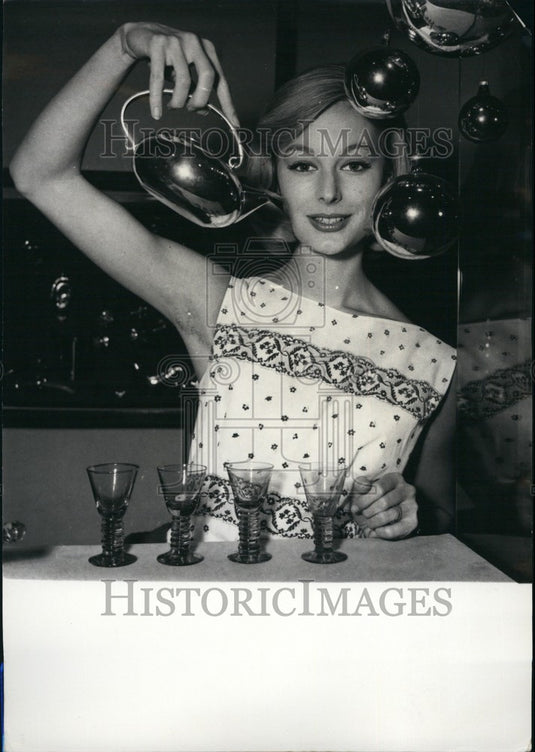 1957 Gifts for Christmas - Historic Images