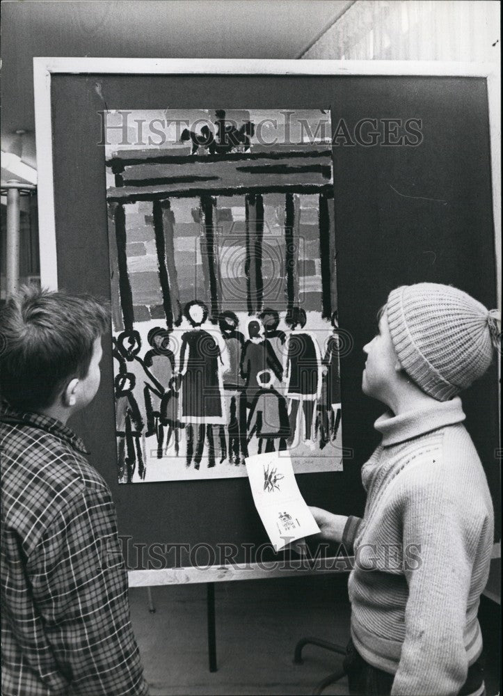 1960 How Schoolboys see Berlin - Historic Images