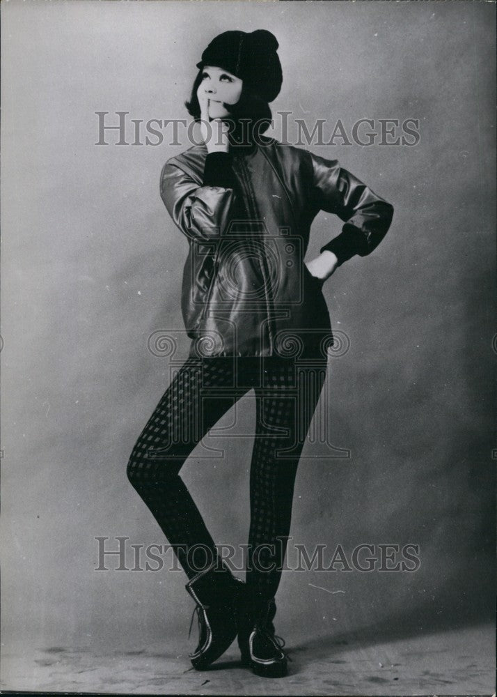 1963 Press Photo Rainproof Poplin Sport Anorak Designed Melika Of Paris - Historic Images