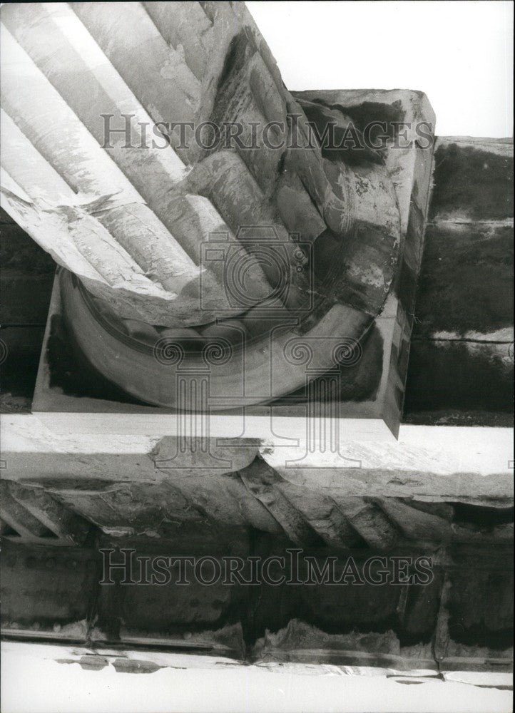 Press Photo Salt & Carbon deposits to be cleaned from Aeropolis 1969 - Historic Images