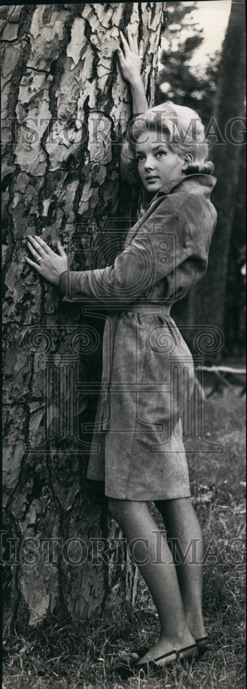 Press Photo Eva Darin Swedish Actress in Rome The white voices - KSB68955-Historic Images