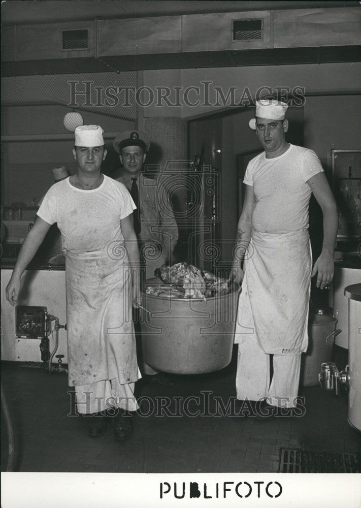 Press Photo Thanksgiving Day for American Forces in Naples - KSB69205-Historic Images