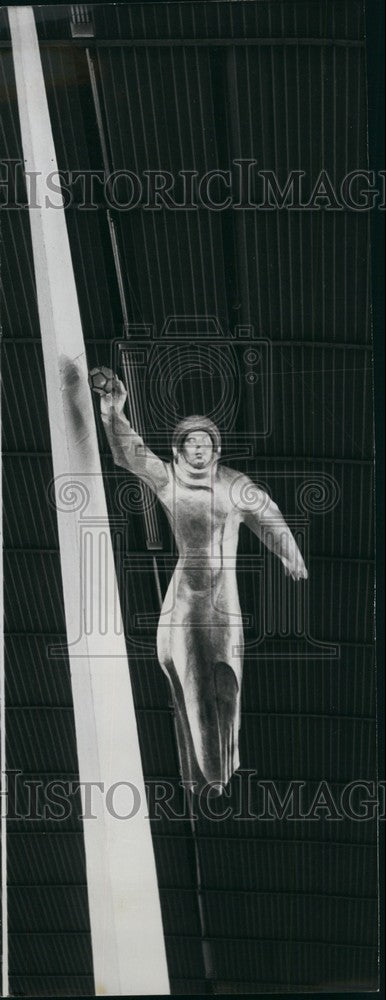 1961 Press Photo Effigy Yuri Gagarin Soviet Exhibition Paris - KSB69235-Historic Images