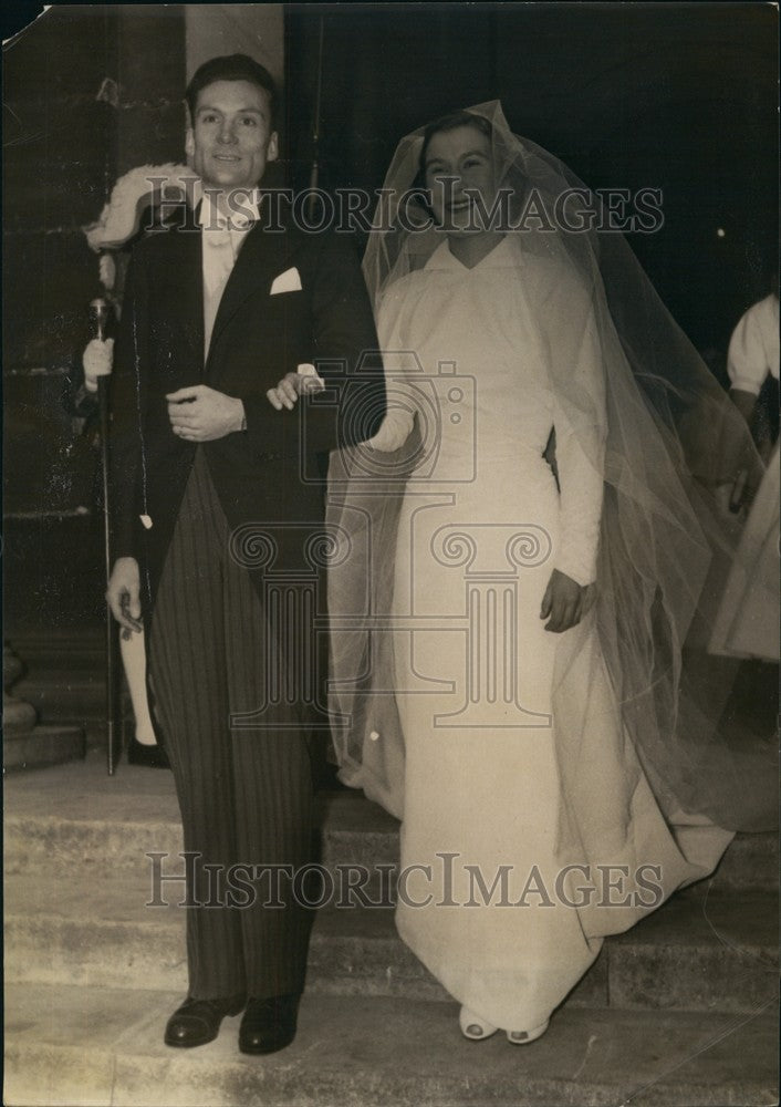 1955 Count Victor de Pange weds MLLE Costa de Beauregard - Historic Images