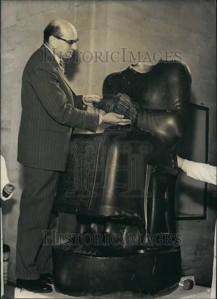 Press Photo Goudea&#39;s Statue  at National Louvre Gallery Paris - Historic Images