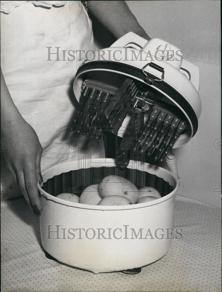 1959 Moulinex Peeling Witch appliance at Agriculture Expo - Historic Images