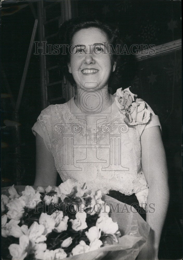 1957, Mlle Primrose Elected Ideal Housewife of 1953 - KSB70685 - Historic Images