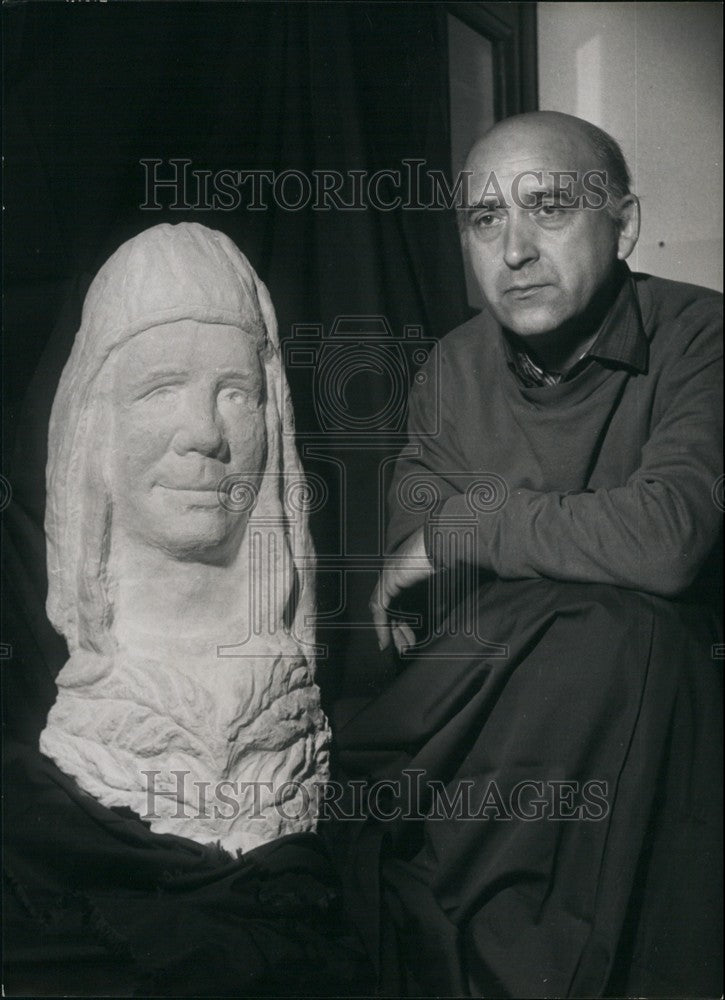 1961, French sculptor Maurice Baublet With his Work Youri Gagarine - Historic Images