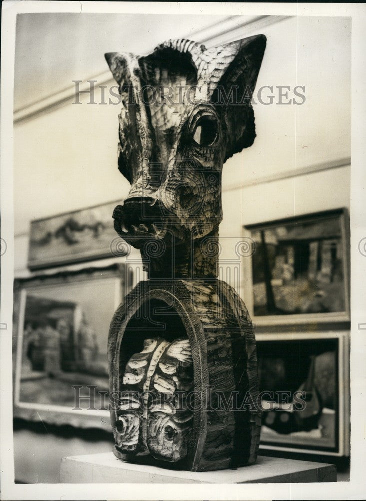 1956 Press Photo Wood sculpture "Animal Man" by Willi Soukop - KSB70977-Historic Images