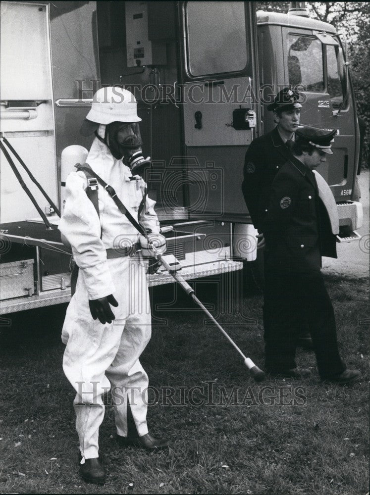 Press Photo Nuclear Power Station Disaster Training, Neckarwestheim, Stuttgart - Historic Images