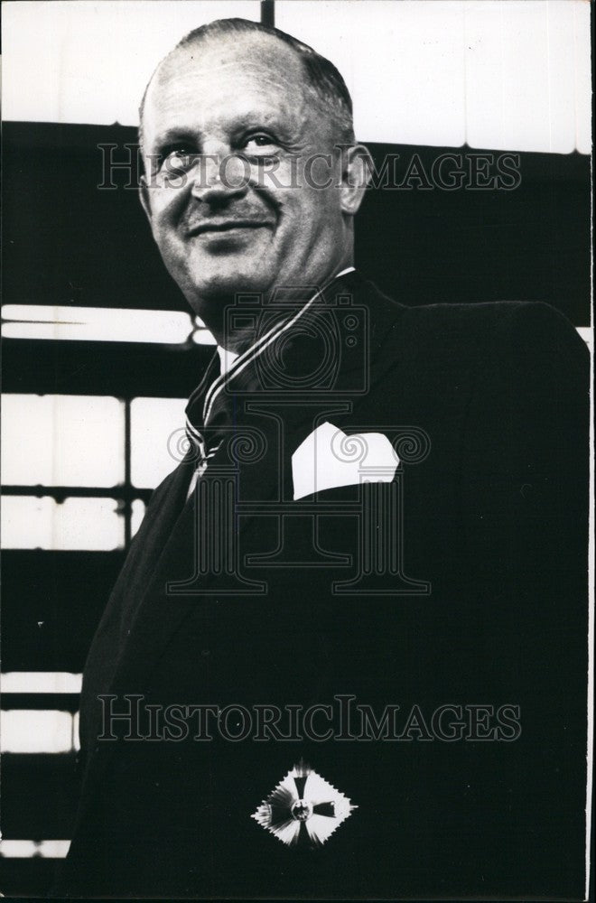 Press Photo Volkswagen Factory General Manager Professor Nordhoff - KSB71957 - Historic Images