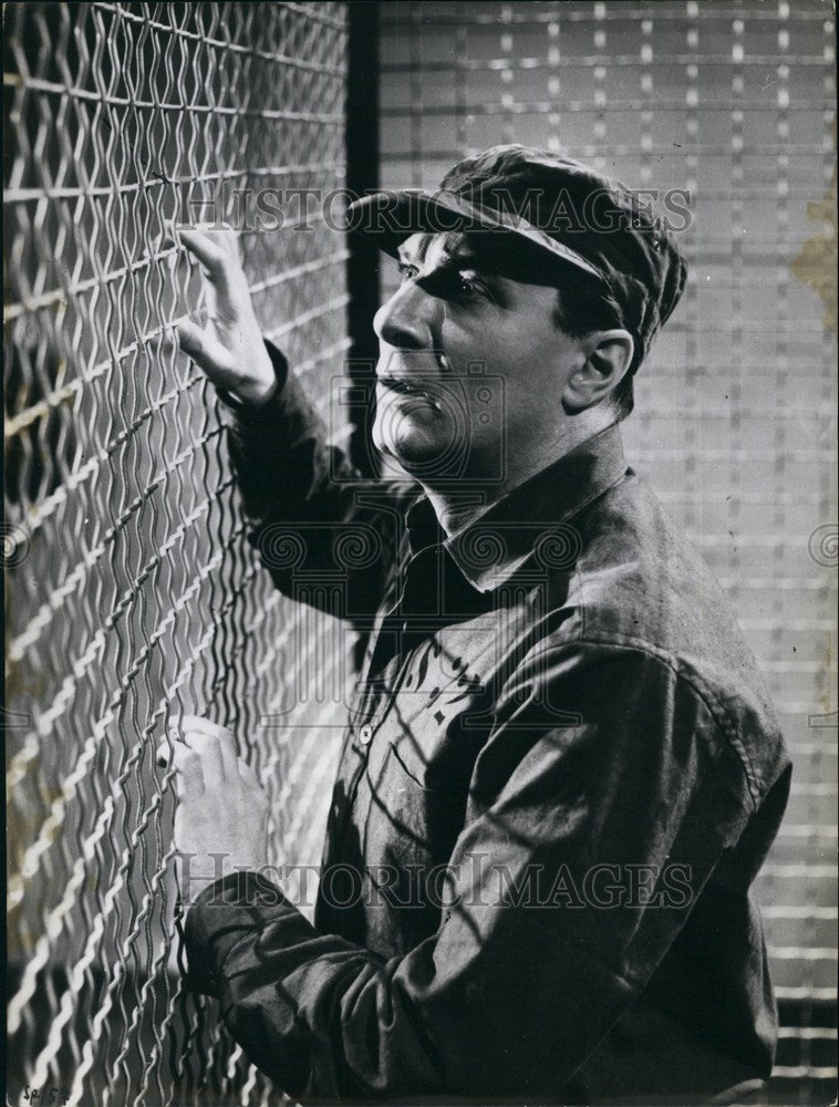 1956 Press Photo Actor Martin Held, Spy for Germany - Historic Images