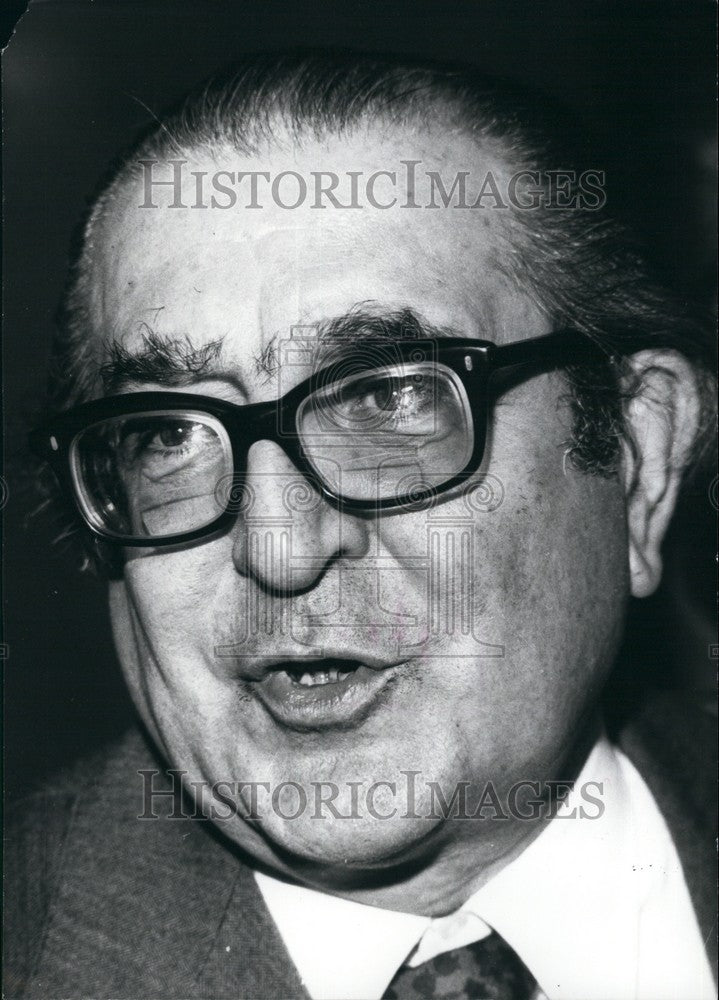 1977 Rinaldo Ossola, Italian Minister  for Overseas Commerce - Historic Images