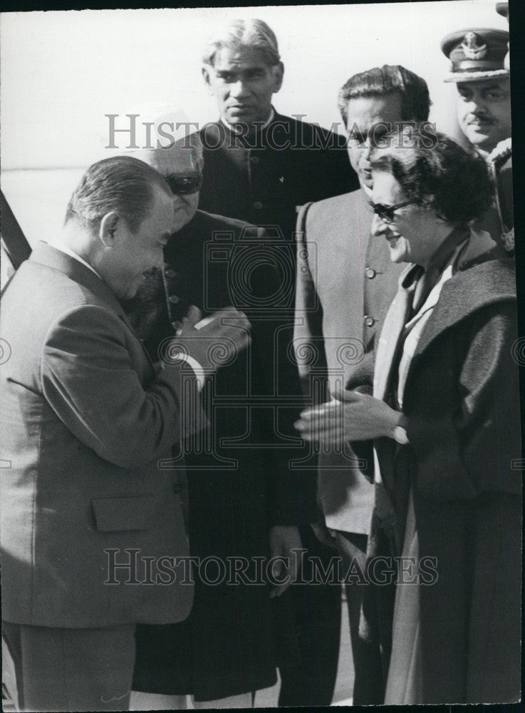 1977 Press Photo India Prime Minister Indira Ghandhi, Souphanouvong, Ahmed - Historic Images