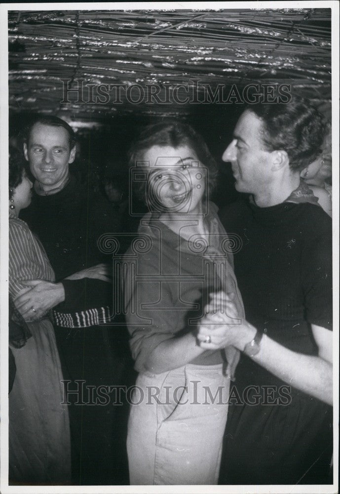 Press Photo Eva Miller with Baron Ruffin - KSB73185-Historic Images