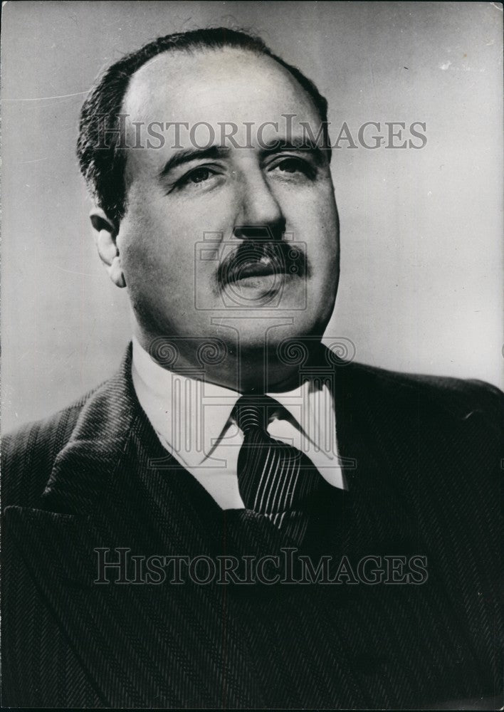 1958 Signor Vittorio Veronese as UNESCO general director - Historic Images