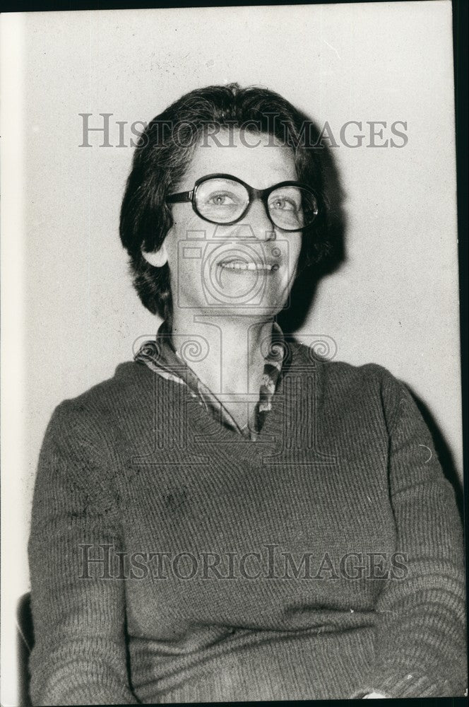 Press Photo Viginia Tsouderos,Woman in the Greek Parliament - KSB73675-Historic Images